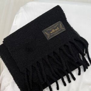 Wilfred Chunky Fringe Scarf